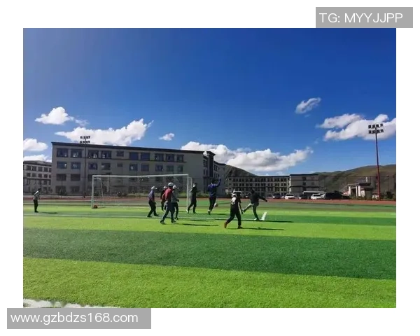 尹航足球：探索青少年足球发展新路径与未来潜力